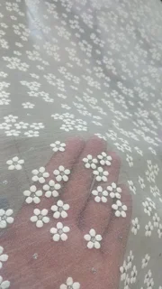 پارچه تورگلدار عرض ۱۵۰جنس اعلا