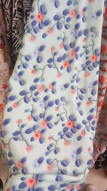 پارچه کرپ نخ عرض ۱۵۰