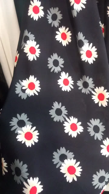 پارچه کرپ نخ عرض ۱۵۰